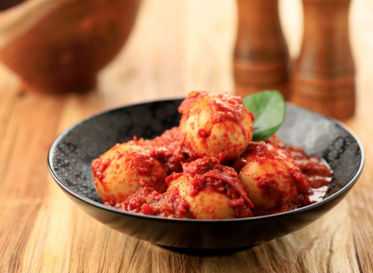 Recette Telur Balado – Œufs durs frits à l’indonésienne